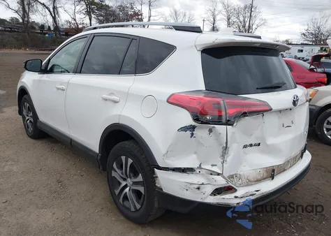 2017 Toyota Rav4 Le z USA, uszkodzony, nr VIN JTMBFREV3HJ138850